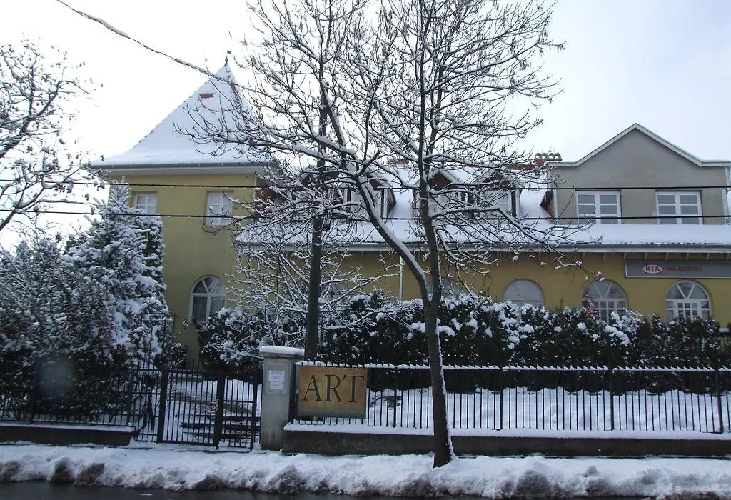 Art Guesthouse-1