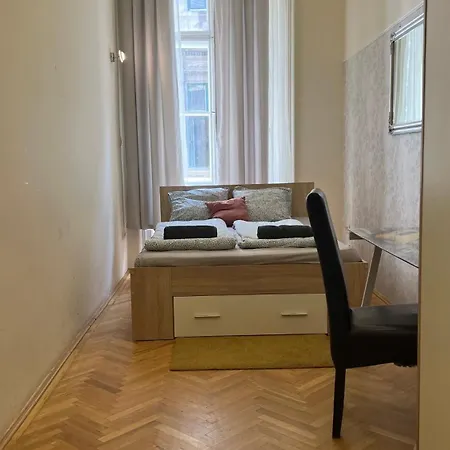 Best Of Guest House By Small Home Budapest-3